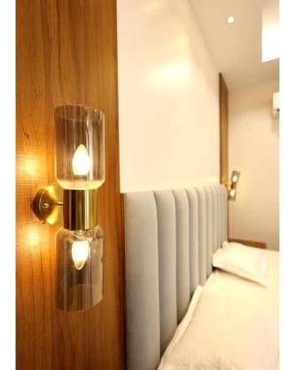 Hotel RGS Crystal