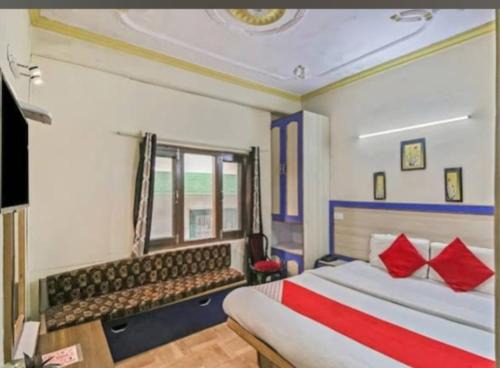 Hotel royal inn