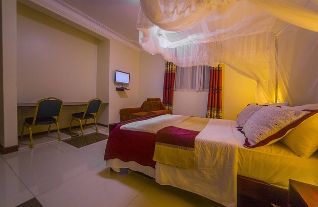 Hotel Royal Nest - Entebbe