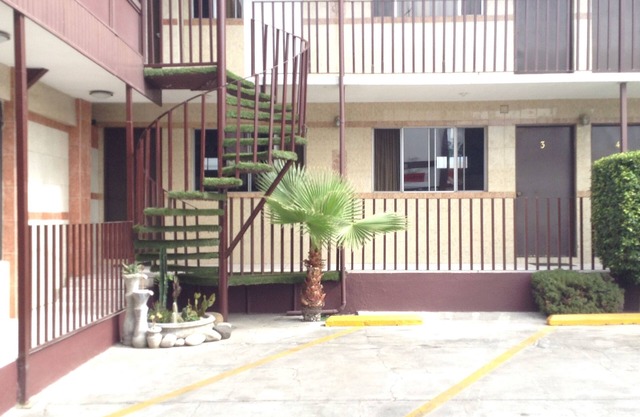 Hotel Sahara