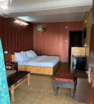 Hotel Seerat Residency