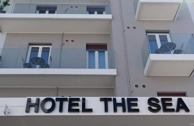 Hotel The Sea