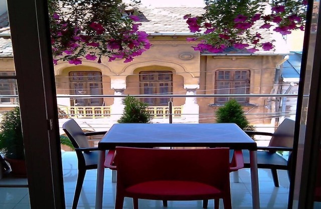 Hotel Tranzzit
