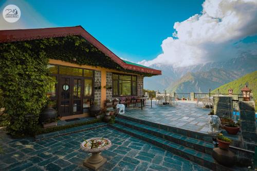 Hotel Udechee Huts, McLeod Ganj