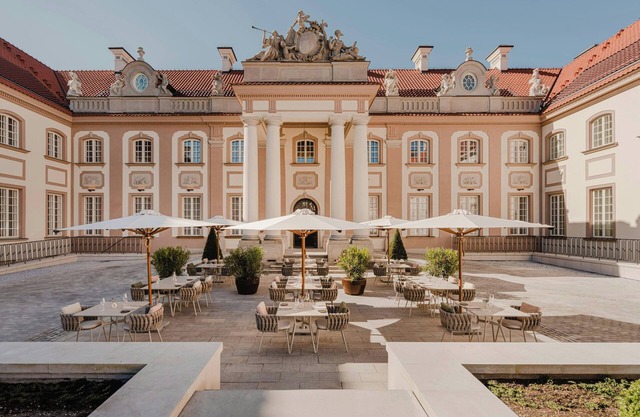 Hotel Verte, Warsaw, Autograph Collection