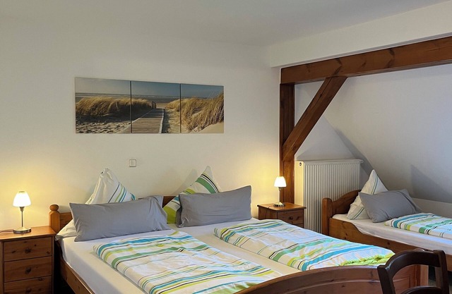 Hotel Waldhaus room 3 - triple room - near Koblenz - with breakfast