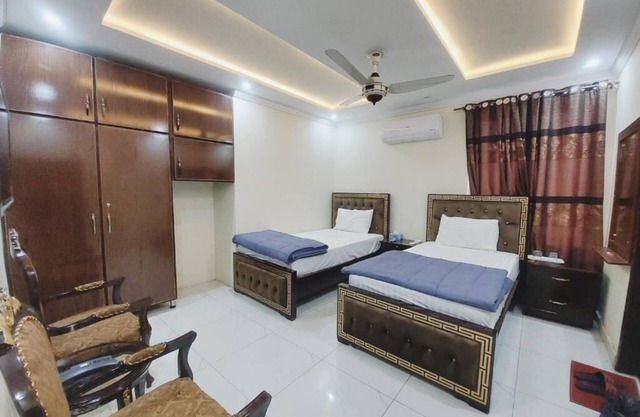 Hotel White Pearl
