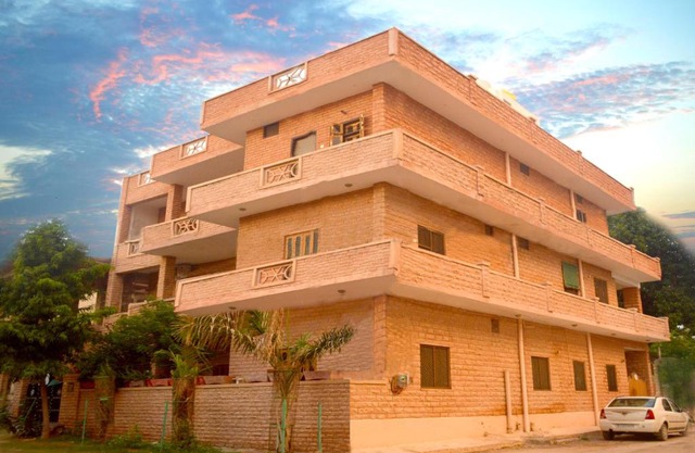 Hotelier Hosts - A Home Stay