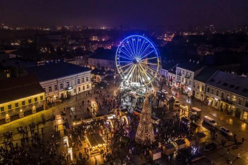 Hotels-Widok Rynek - Centrum &Parking -fak VAT