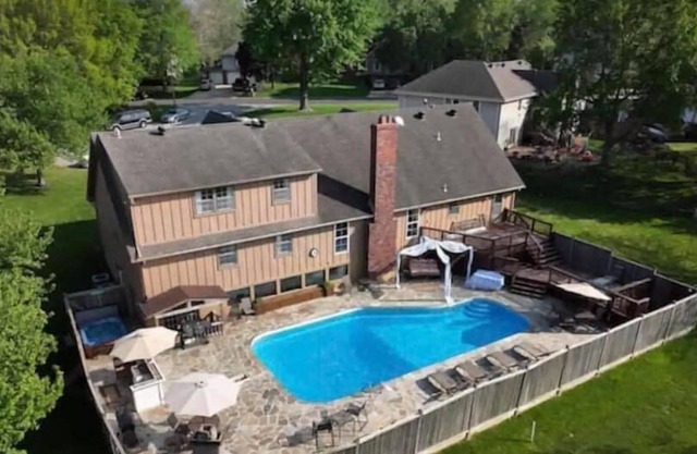 HotTub*Pool*Games*GolfCourseView