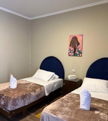 Houres Hotel