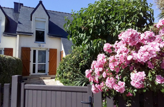 House 4 people. 300 m from the beaches.