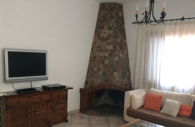House 70 meters from the beach. Large, comfortable, with garden, parking and barbecue