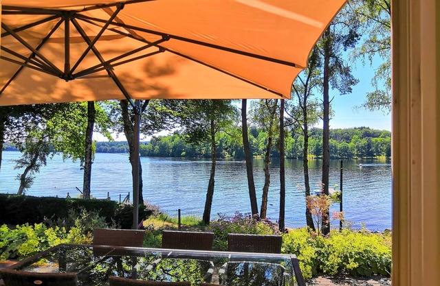 House by the lake