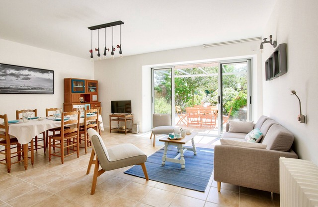 House for 6 - garden, terrace - near Dinard