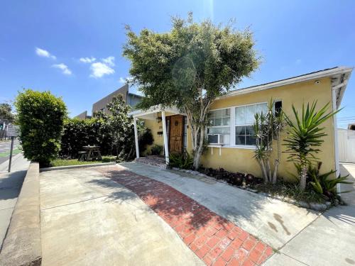 House in Redondo Beach 2 bedroom 1 bath