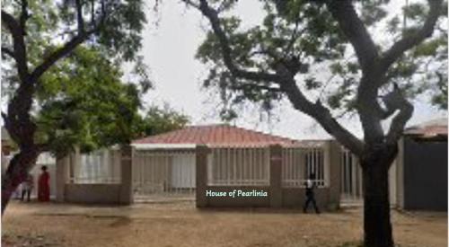House of Pearlinia