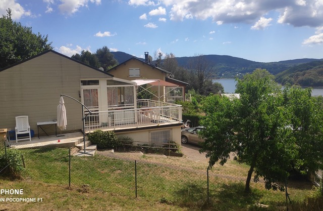 HOUSE ON THE EDGE OF LAOUZAS LAKE