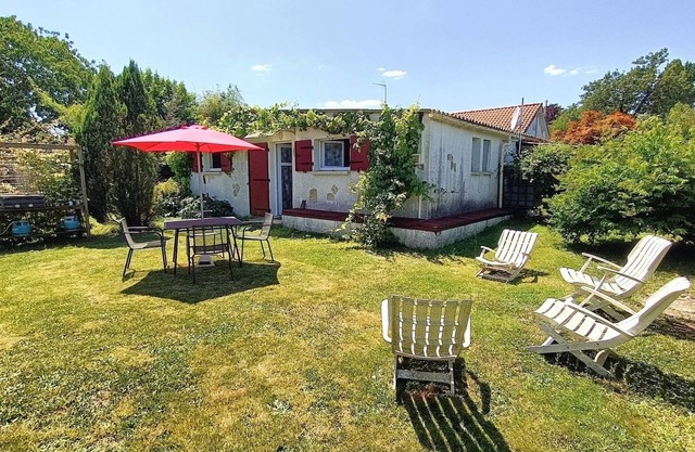 HOUSE STUDIO 50M² +SPA+HEATED POOL IN QUIET MARAIS POITEVIN IN VENDEE