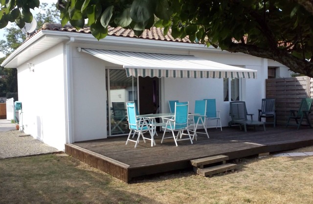 House Villa 6pers 50m from the beach of "La Chambrette" in VERDON sur Mer