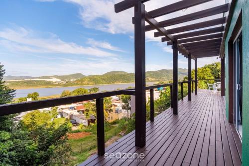 House with Lagoon View and Barbecue CTM0000