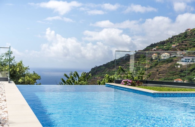 House With Pool and sea View, Pearl of Calheta