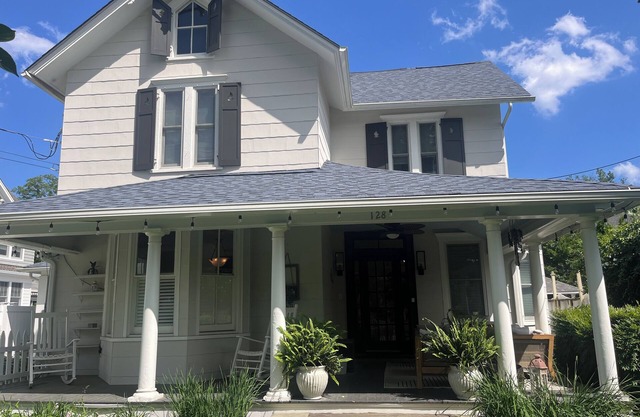 House with Pool in Manasquan, NJ