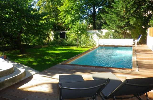 House with swimming pool and garden, ideal for a quiet family in Toulouse,