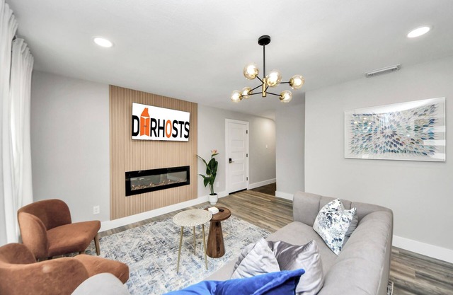 Houston/Oak's Haven/77018/Corporate Stays 30+ Days