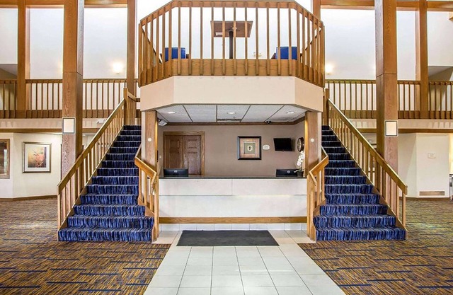 Howard Johnson by Wyndham Merrillville