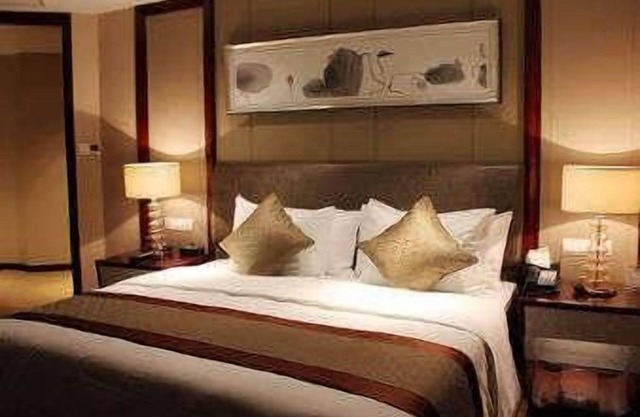 Howard Johnson Nanshan Plaza Bengbu