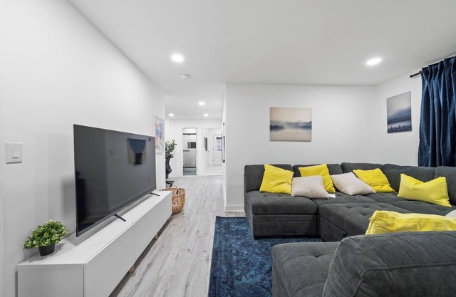 Hudson Oasis | Sleeps 10 | NYC| EWR | Free Parking