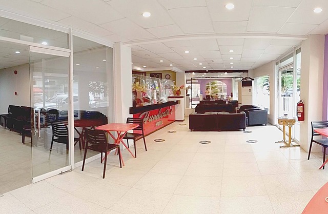 Humbertos Hotel