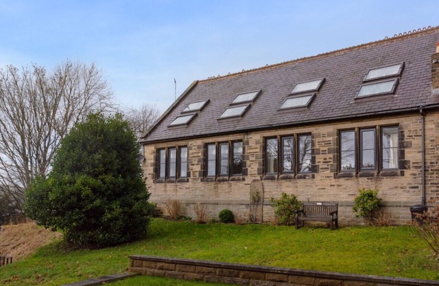 Humbug Lodge - Two Bedroom House, Sleeps 4