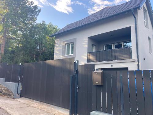 Hun Apartman
