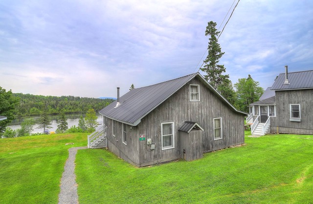 Hunter Cove Cabin #3 in the Hunter Cove Cabins Community