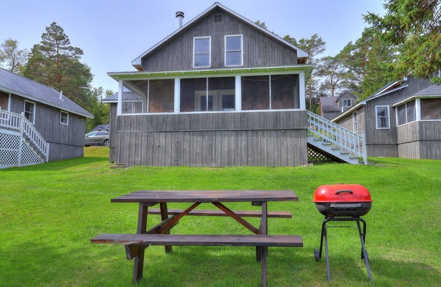 Hunter Cove Cabin #5 in the Hunter Cove Cabins Community!