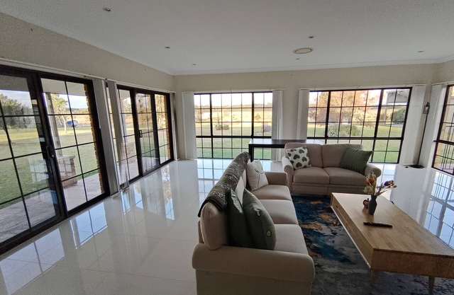 Hunter Valley Nulkaba breathtaking views & relax