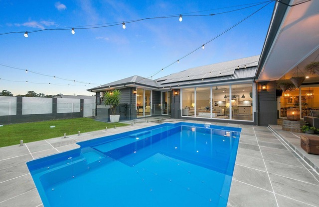 Huntlee Pool Luxe House