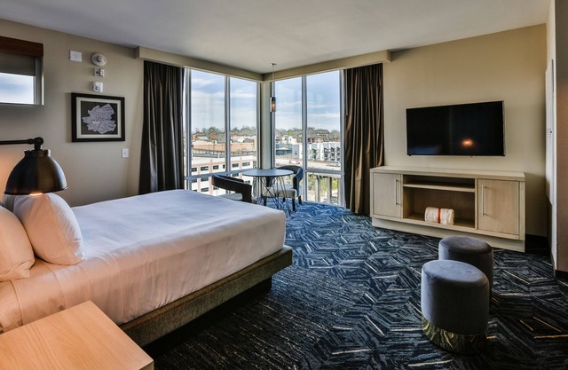 Hyatt Place Greenville Downtown