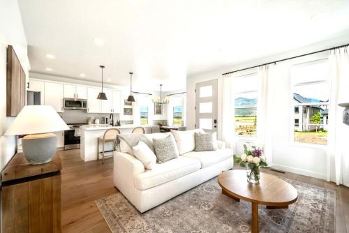 Hygge Ridge - Valley East Village