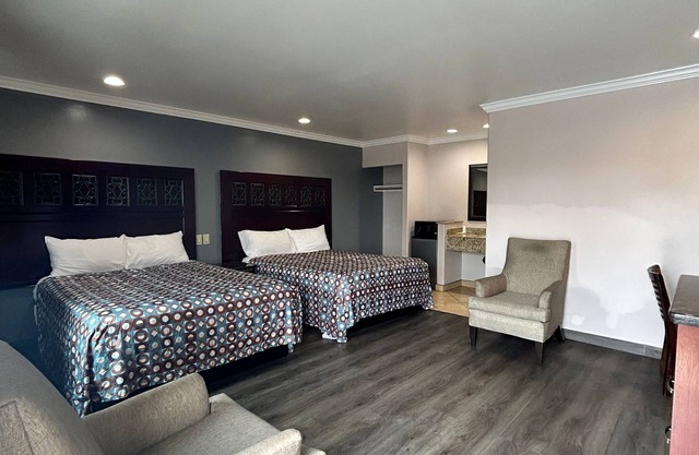 HYLAND MOTEL