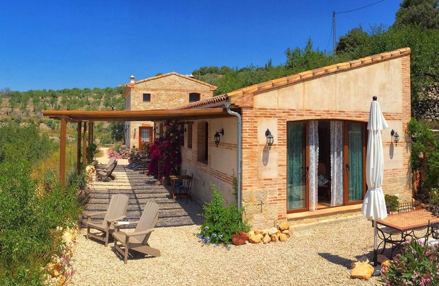 Idyllic holiday home in the midst of nature, discover authentic Spain | Oliva