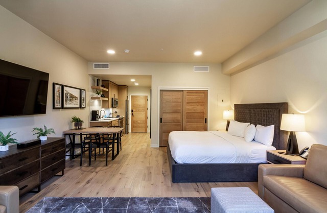 Idyllic Studio Condo in The Village | Chapel View
