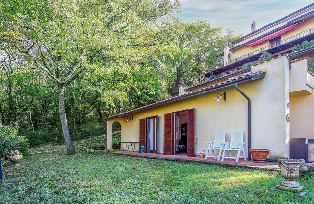 Idyllic vacation home on Lake Trasimeno in beautiful Umbria.