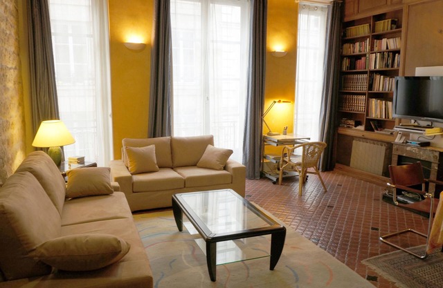 ILE SAINT-LOUIS - Exclusive location with airport pick-up service [on demand]