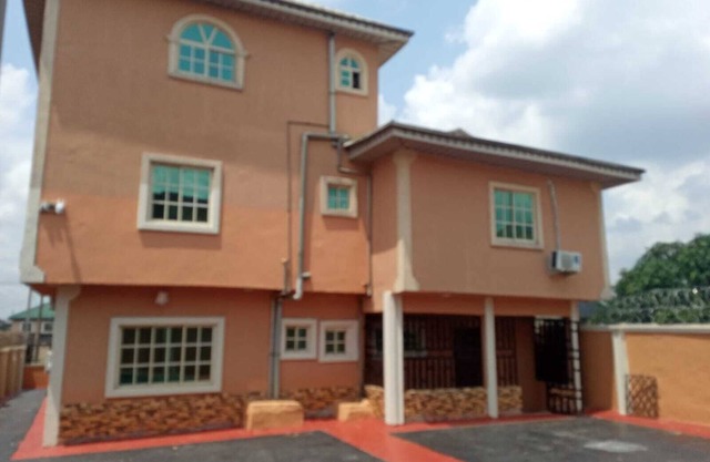 Impeccable , modern House in Benin City, Nigeria