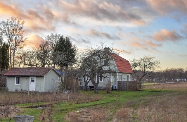 In a small housing estate, surrounded by fields, meadows and forests you can spend relaxing vacation