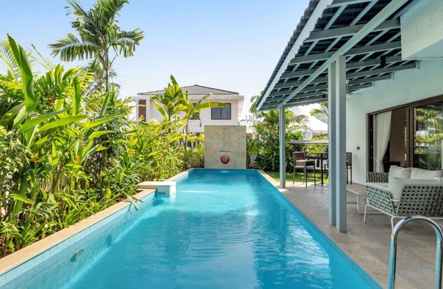 Inaari - 5BR w Private Pool 5km to Anjuna Beach