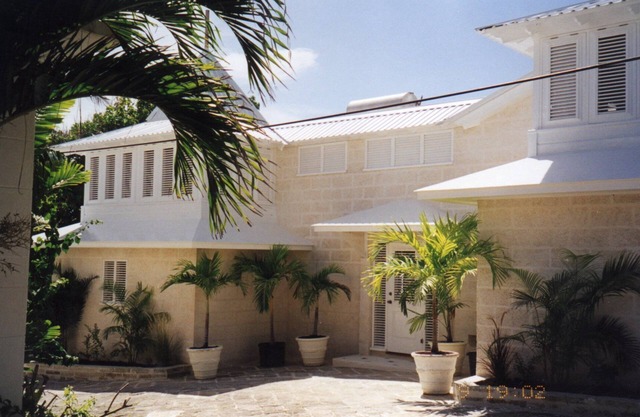 Inchcape Seaside Villas right on Silver Sands Beach - Seaside Cottage B